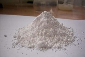 Benzocaine matériel pharmaceutique de pureté de la poudre 99% de Benzocain CAS 59-46-1 pour le Benzocaine anesthésique local