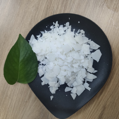 Cire de émulsification de Cas 81646-13-1 BTMS 50 cosmétiques de matières premières de soins capillaires